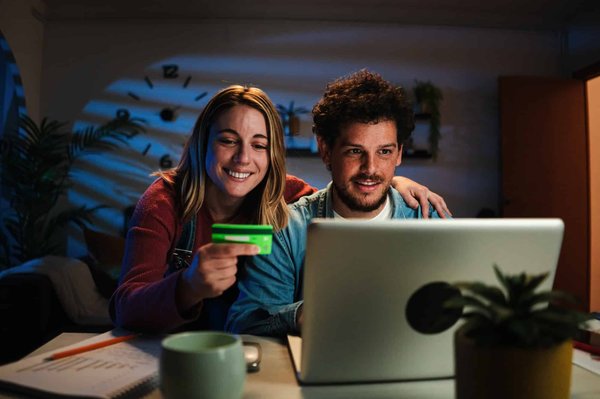 L'ascension des Marketplaces B2B : comment construire une plateforme commerciale qui répond aux besoins modernes